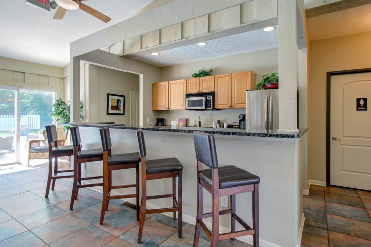 Upper Arlington Apartments at Arlington Pointe