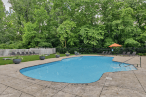 Arlington Pointe Pool