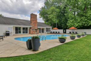 Arlington Pointe Exterior Pool
